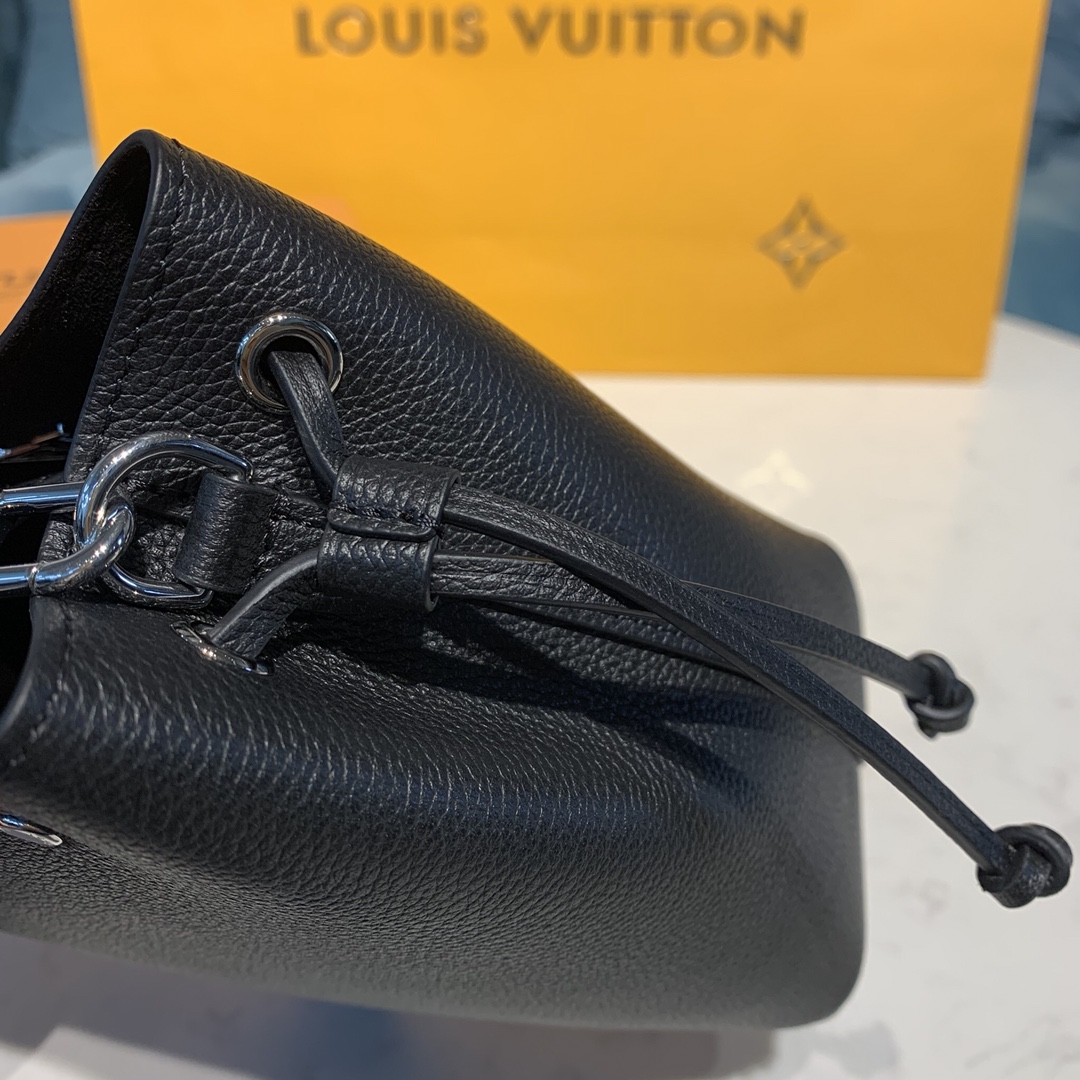 Louis Vuitton NANO LOCKME BUCKET Shoudler Bag M68709 Black